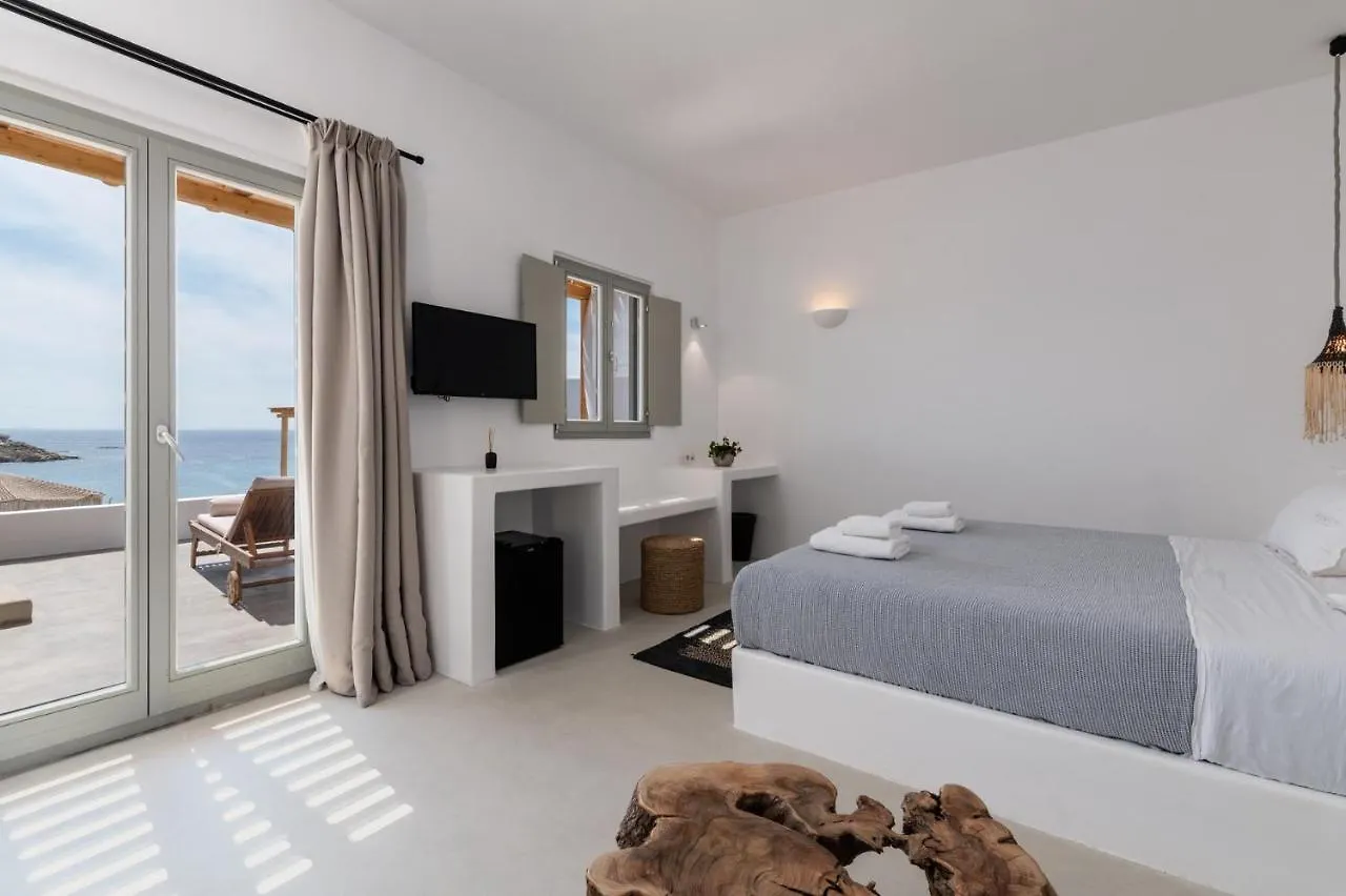 Trinity Mykonos - Beachfront Villa プラティス・ヤロス 3*,
